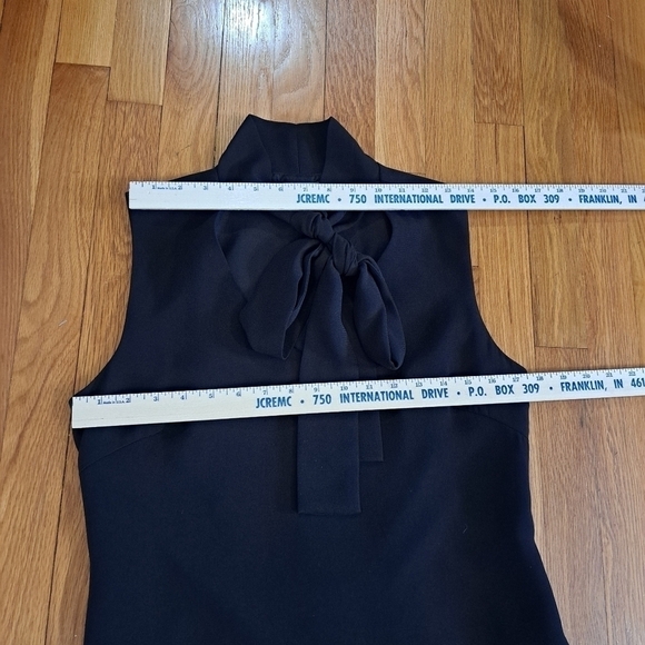 Neiman Marcus Women's Size 6 Black Sleeveless Dress Tie Neck Lined Modest Career - Picture 5 of 9